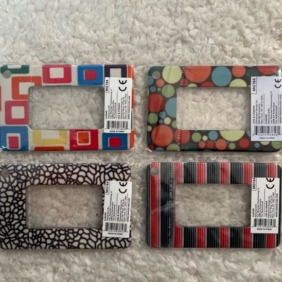 Kikkerland Pocket Magnifier Asst. Set of 4 - Picture 2 of 6